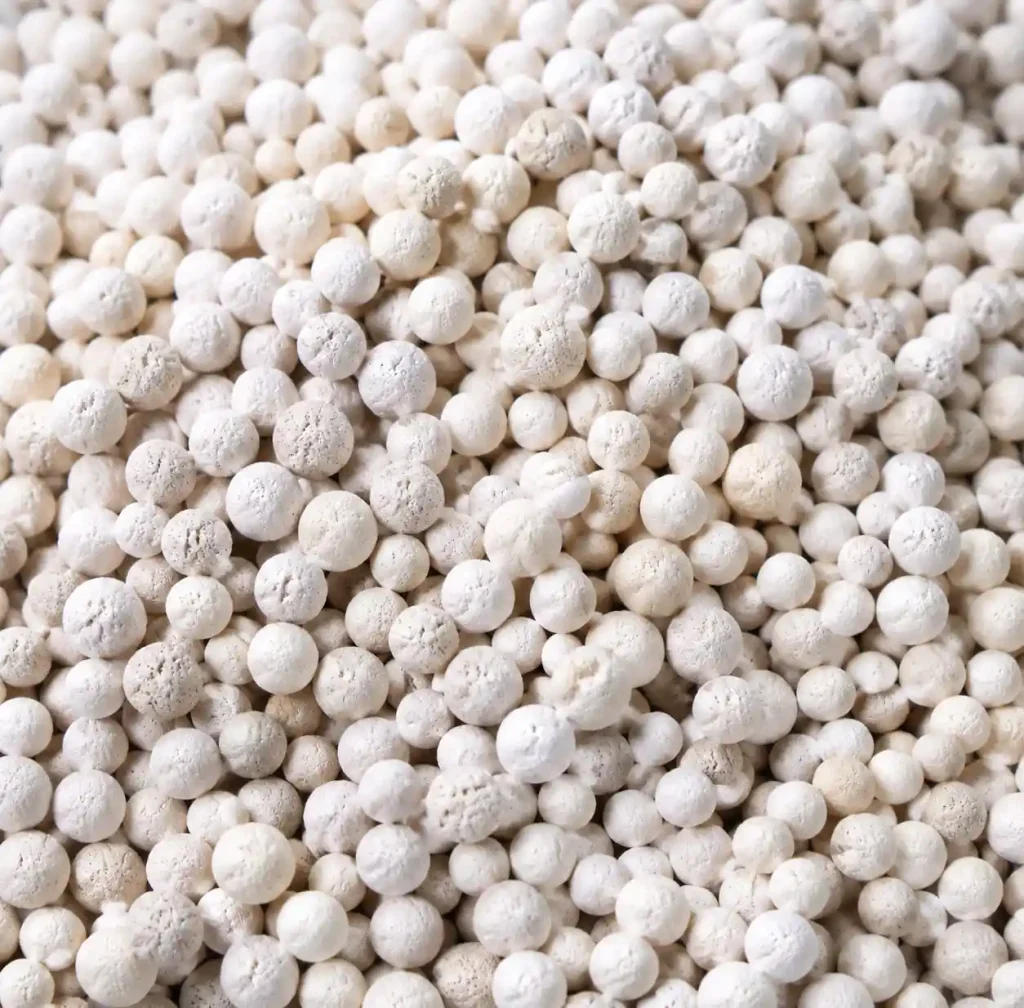 Molecular sieve desiccant beads used in insulated glass unit spacer bars